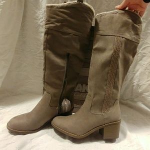 shoe carnival riding boots